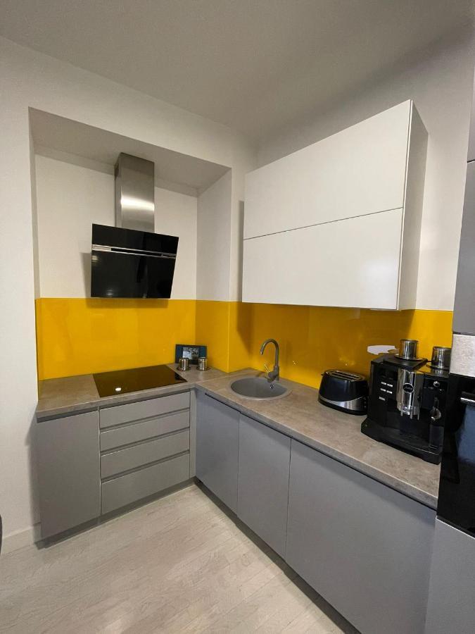 Iskra Appartement Belgrado Buitenkant foto